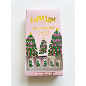 Red Aspen Holiday Market, Maria medium nail dash